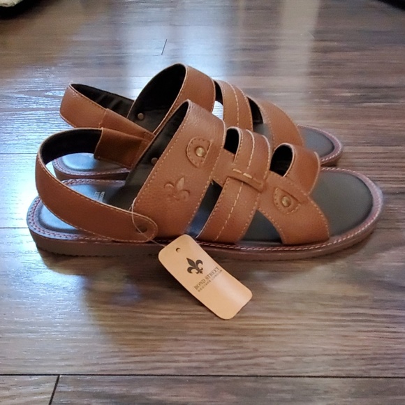 Sandals New with Tags 9.5 - Picture 1 of 7